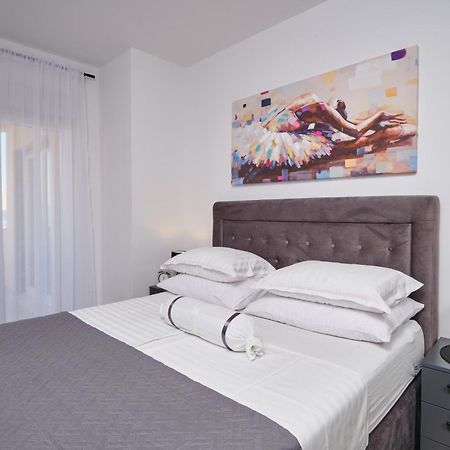 Villa Sky - Heating Pool Kastel Novi ภายนอก รูปภาพ