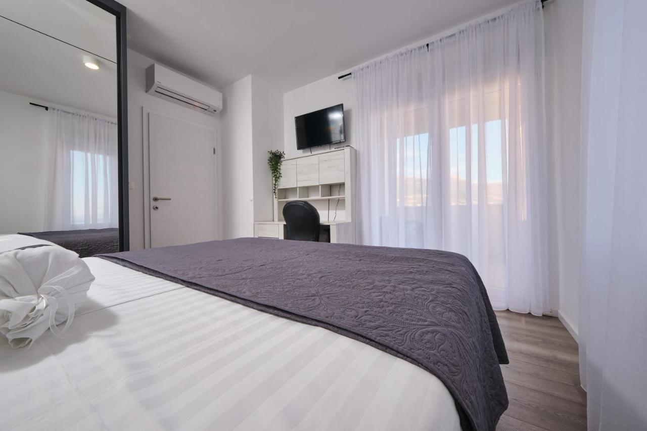 Villa Sky - Heating Pool Kastel Novi ภายนอก รูปภาพ