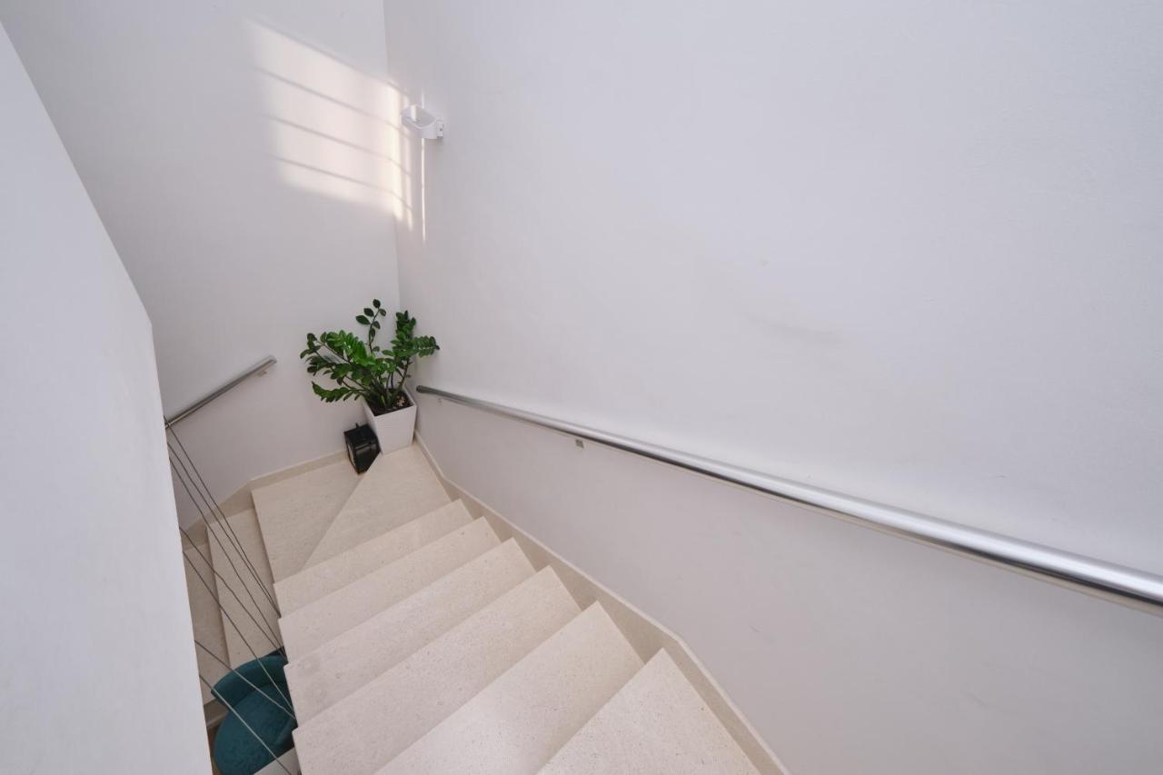 Villa Sky - Heating Pool Kastel Novi ภายนอก รูปภาพ