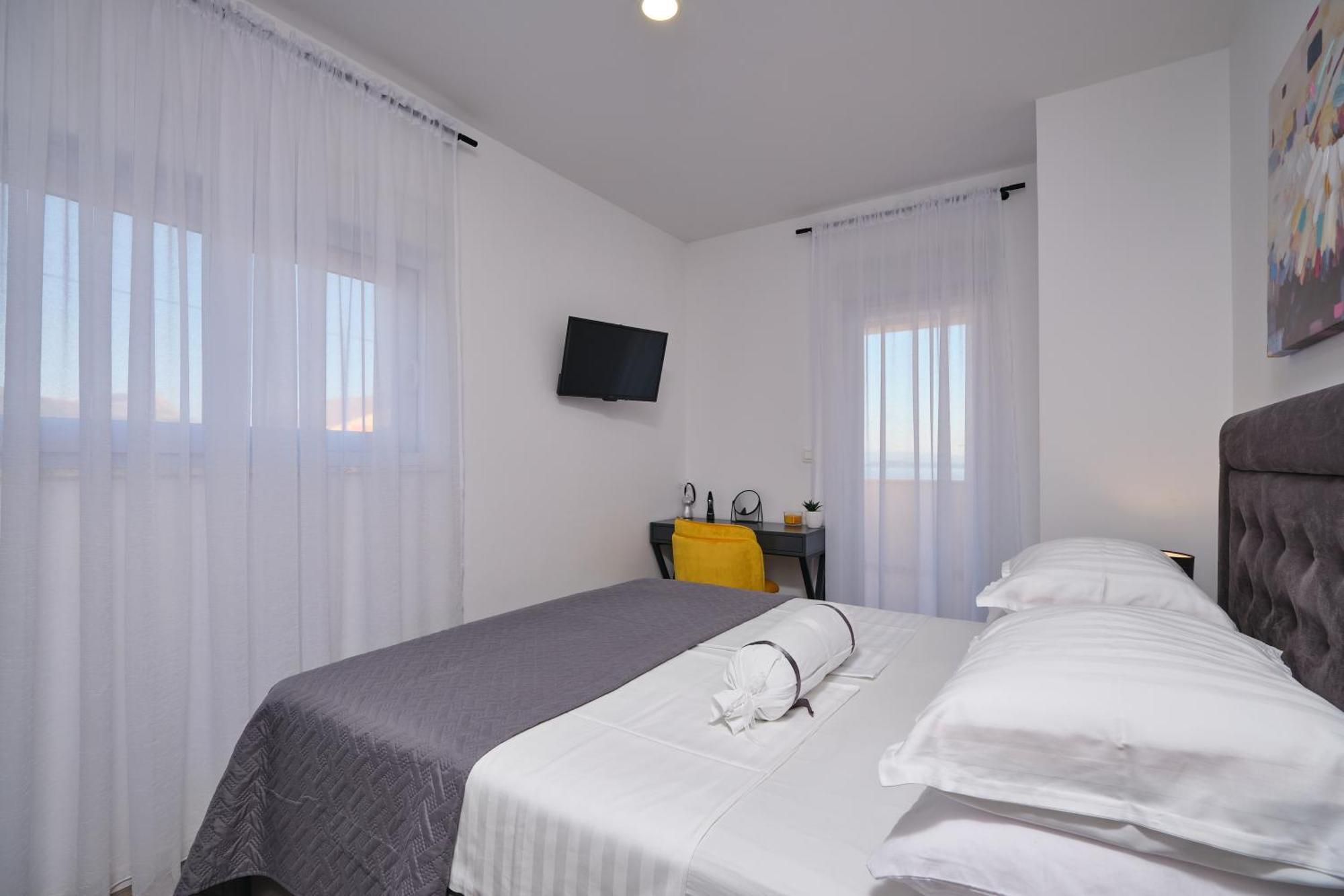 Villa Sky - Heating Pool Kastel Novi ภายนอก รูปภาพ