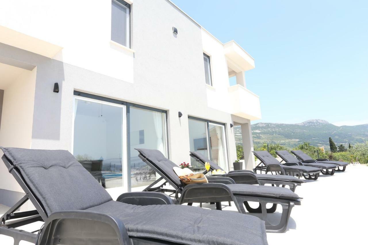 Villa Sky - Heating Pool Kastel Novi ภายนอก รูปภาพ