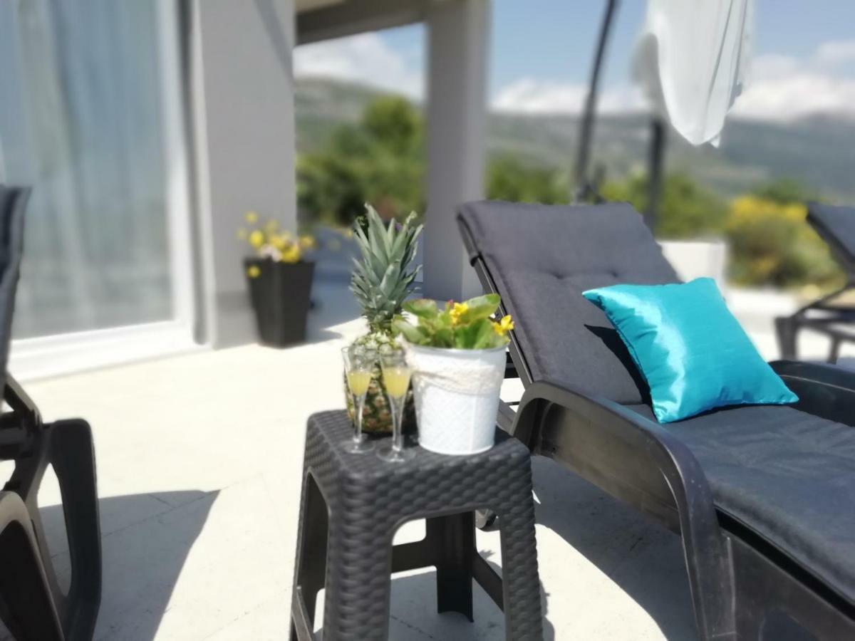Villa Sky - Heating Pool Kastel Novi ภายนอก รูปภาพ